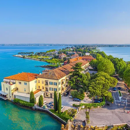 Borgo Belvedere-lake View & Shared Pool - Happy Toscolano Maderno